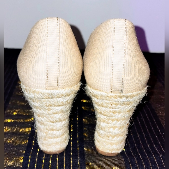J CREW style#A1244 Espadrille Canvas Wedge Round Toe Slide On Heels Imaculate - Picture 12 of 15